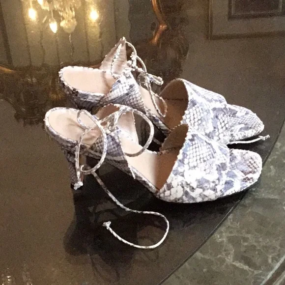 Sexy maryham Nasir zadeh strappy heels - Picture 2 of 5